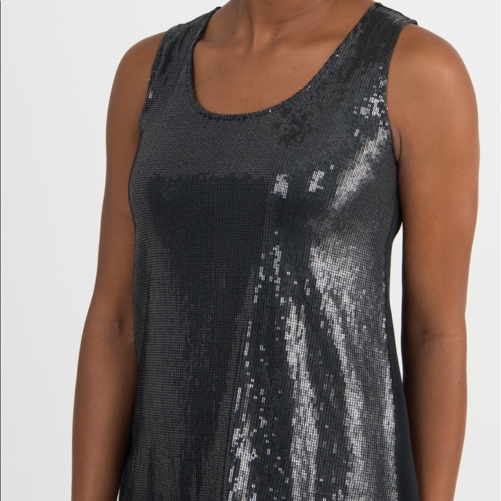 🌟Host Pick🌟Essential Tank Sequin